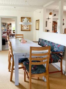 Χώρος καθιστικού στο Spacious House In Lolland's Natural Landscape +12 φωτογραφίες