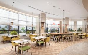 Restaurace v ubytování Hilton Garden Inn Xingyi Orange Hill Plaza