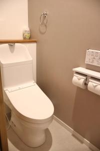 Een badkamer bij New open 岸里玉出 Maison Le Jaune 玉子心斋桥道顿崛电车直达