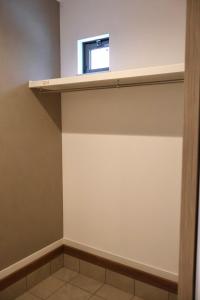 Afbeelding uit fotogalerij van New open 岸里玉出 Maison Le Jaune 玉子心斋桥道顿崛电车直达 in Osaka