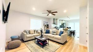 Χώρος καθιστικού στο My Cozy Beach House