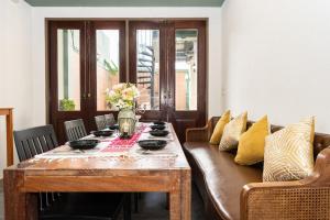 Χώρος καθιστικού στο Bangkok Villa for Big Groups 3Mins walk MRT