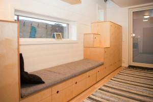 Postel nebo postele na pokoji v ubytování Cabin In The Middle Of Nature On Hamarøy