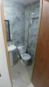 Koupelna v ubytování Apartaestudio Rionegro cerca Aeropuerto