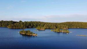 Loodusmaastik puhkemaja lähedal