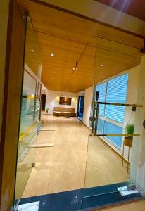 Galeriebild der Unterkunft Hotel The Velvet Rooms & Banquet in Koba