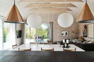 Posezení v ubytování Architect-Designed Dream Home In Ebbeløkke