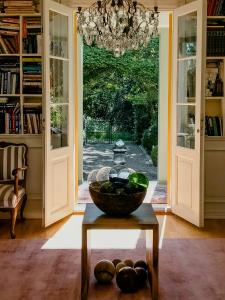 Κήπος έξω από το Charming Artists House In Söderåkra
