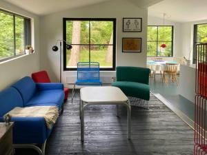 Posezení v ubytování Classic Summer House With Charm And Danish Design