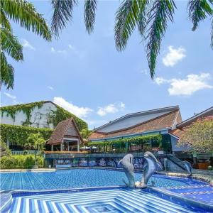 Bazén v ubytování Bukit Daun Hotel & Resort nebo v jeho okolí