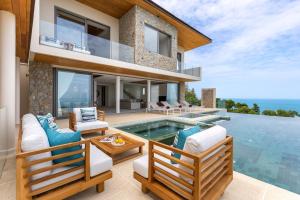 Naturlandskabet i nærheden af villaen