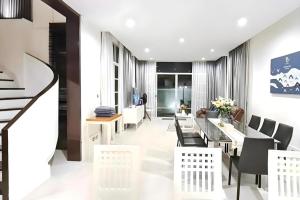 Posezení v ubytování BM Pool Villa Pattaya