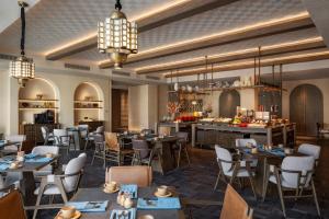 Restaurace v ubytování Wanda Ganman Dunhuang