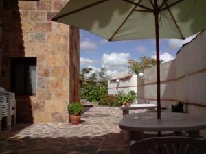 A patio or other outdoor area at Casa Rural Hidalgo