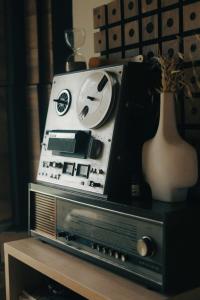 Afbeelding uit fotogalerij van Sunchill luxurious wood house in Saint-Antonin