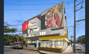 Το κτήριο όπου στεγάζεται  το διαμέρισμα