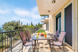 Balkón alebo terasa v ubytovaní Sapphire Blue Villa