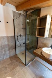 Ένα μπάνιο στο 4 Elementi Relais B&B Lonato del Garda