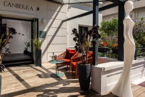 Photo de la galerie de l'établissement Hôtel Le Canberra, à Cannes