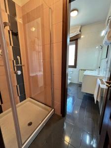 Ένα μπάνιο στο Appartamento Marchesini 13