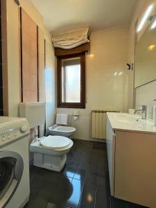 Ένα μπάνιο στο Appartamento Marchesini 13