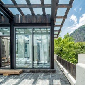 山景或在山林小屋看到的山景