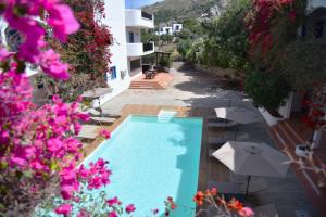 Bazen u ili blizu objekta Boutique Hotel Tilos Mare