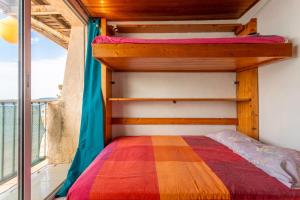 Postel nebo postele na pokoji v ubytování Porte Rouge 4 + 12 fotografií