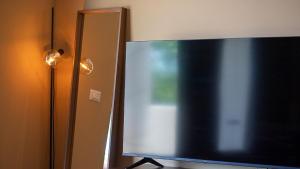 Rome Smart Studio - Wi-Fi and Calm TV 또는 엔터테인먼트 센터