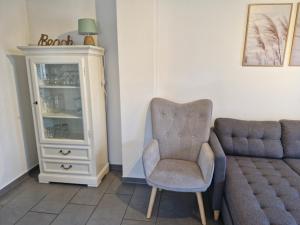 Ein Sitzbereich in der Unterkunft Urlauberdorf Haus 31d