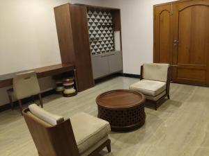 Honeybee Resort的休息区