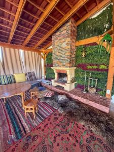 Posezení v ubytování Essanya Chalet with a private pool - Country side of nabeul