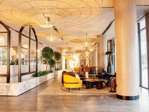 Uma área de estar em Ibis World Trade Centre