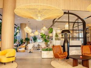 Uma área de estar em Ibis World Trade Centre