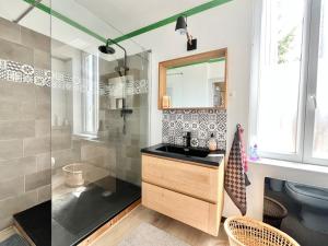 Fotografie z fotogalerie ubytování Chambre Notaire v destinaci Cosne-dʼAllier