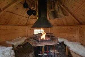 Φωτογραφία από το άλμπουμ του Holiday Cabin Northern Delight, Saivu & Ulda σε Levi