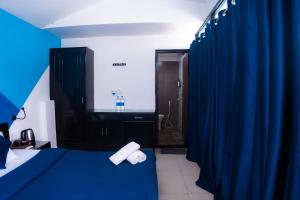 Letto o letti in una camera di Joey's Hostel Agra - 200m from Taj Mahal