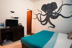 Letto o letti in una camera di Joey's Hostel Agra - 200m from Taj Mahal