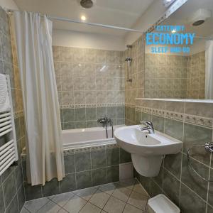 Kúpeľňa v ubytovaní Hotel Claris
