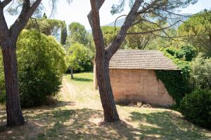 チェトーナにあるAgriturismo Caio Altoのレンガ造りの建物