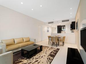 Imagem da galeria de Stylish 1BR at Damac Maison -Your Grand Canal Getaway no Dubai