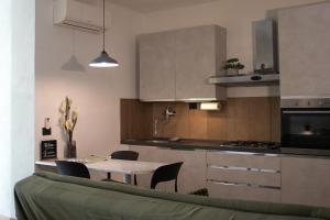Dapur atau dapur kecil di Le Calle Holiday Apartments