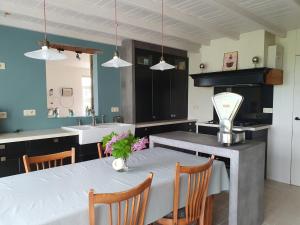 Kuchyň nebo kuchyňský kout v ubytování Cottage Moere