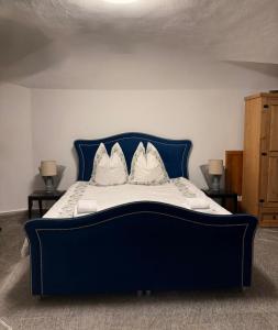 Letto o letti in una camera di Hotel Corona