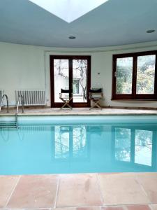Kolam renang di atau dekat dengan VILLA AUREA with private pool and park