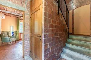 San Quirico di MorianoにあるBorghetto Gaddini - Gli Americani Deluxe Apartment- Panoramic view and poolのギャラリーの写真