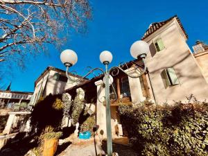 Φωτογραφία από το άλμπουμ του Hôtel La Fuste σε Valensole