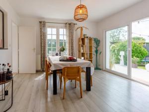 Φωτογραφία από το άλμπουμ του Holiday Home Family Cabourg by Interhome σε Varaville