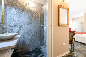 Koupelna v ubytování Prestige Suite Via Romagnoli
