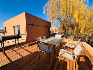 Un balcon sau o terasă la Departamento Charles - Chacras de Coria